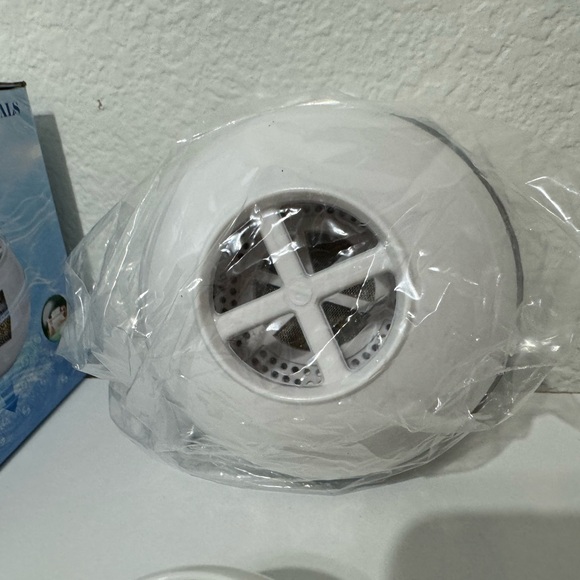 Bath Ball Filter-Bathtub Water Filter Removes Hundreds of Contaminant for Softer - Picture 10 of 10